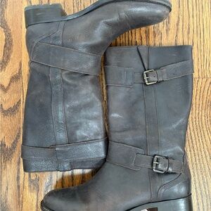 Ariat Boots ~ Dark Brown Leather ~ 8.5M